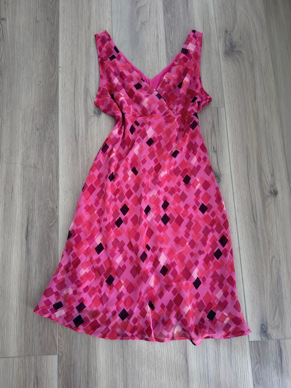 Vintage California Concepts Pink Geometric V-Neck Women's Dress